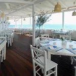 Hvd Riviera Ultra & Mineral Pool - Private & Free Parking منتجع 5*