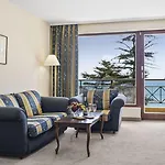 Hvd Riviera Ultra & Mineral Pool - Private & Free Parking منتجع غولدن ساندز