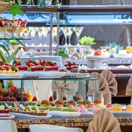 Hvd Riviera Ultra & Mineral Pool - Private & Free Parking Rezort 5*