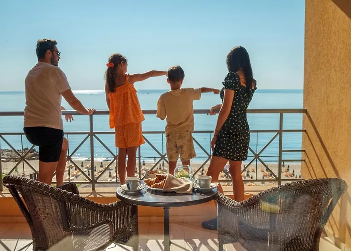 Hvd Riviera Ultra & Mineral Pool - Private & Free Parking