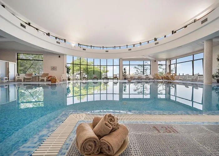 Ośrodek wypoczynkowy Hvd Riviera Ultra & Mineral Pool - Private & Free Parking