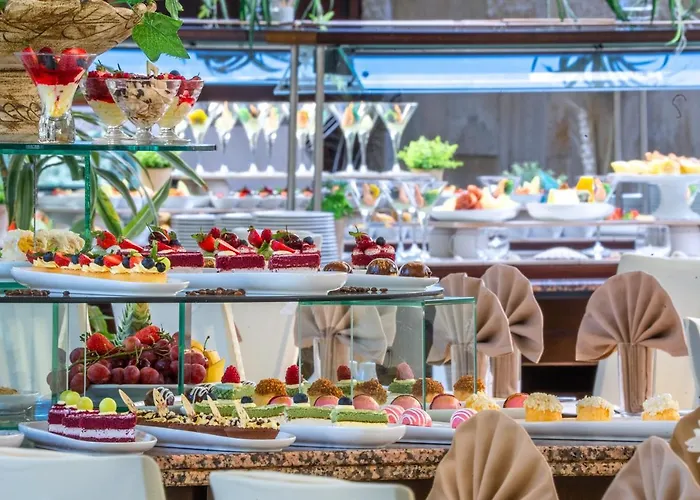 Hvd Riviera Ultra & Mineral Pool - Private & Free Parking Ośrodek wypoczynkowy 5*