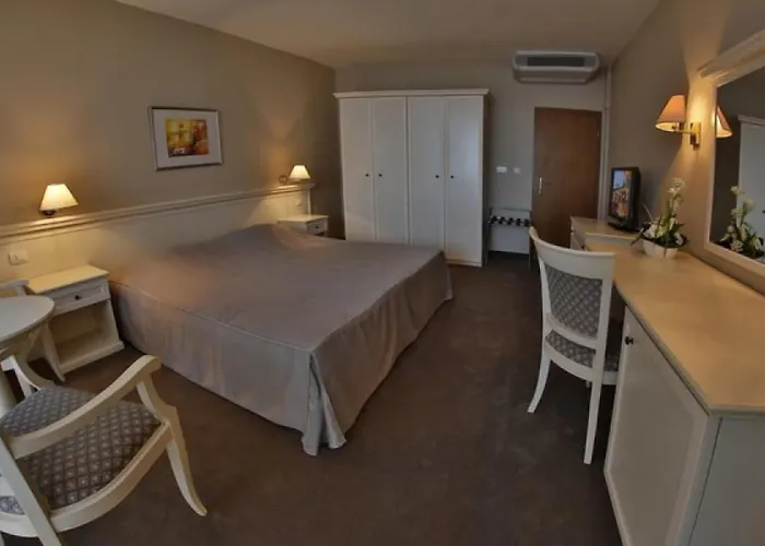 Hvd Riviera Ultra & Mineral Pool - Private & Free Parking Ośrodek wypoczynkowy 5*