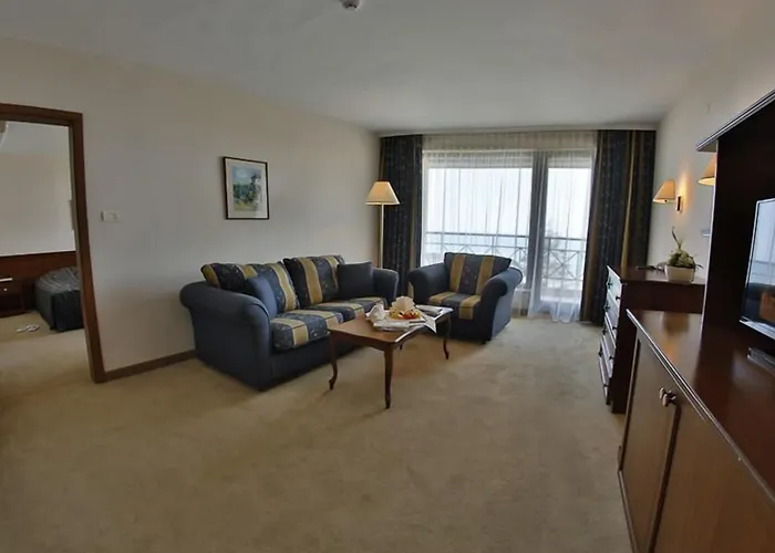 Hvd Riviera Ultra & Mineral Pool - Private & Free Parking Ośrodek wypoczynkowy Złote Piaski