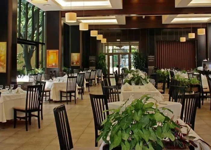 Hvd Riviera Ultra & Mineral Pool - Private & Free Parking Ośrodek wypoczynkowy Złote Piaski