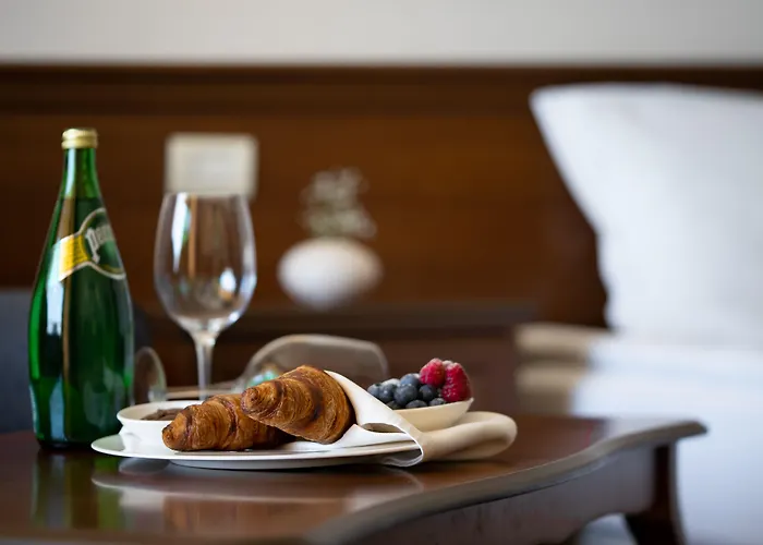 Hvd Riviera Ultra & Mineral Pool - Private & Free Parking Курортный комплекс