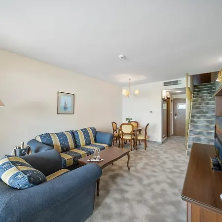 Курортный комплекс Hvd Riviera Ultra & Mineral Pool - Private & Free Parking Золотые Пески