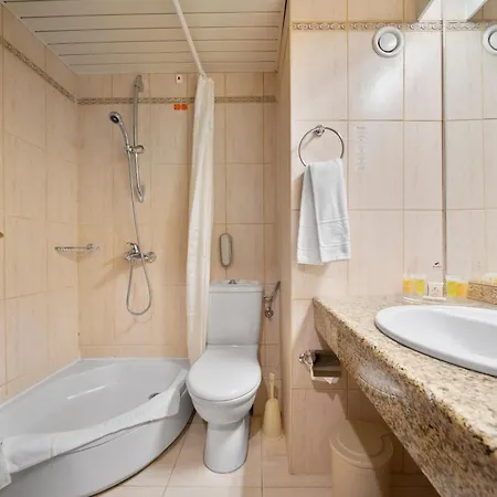 Hvd Riviera Ultra & Mineral Pool - Private & Free Parking Resort Golden Sands
