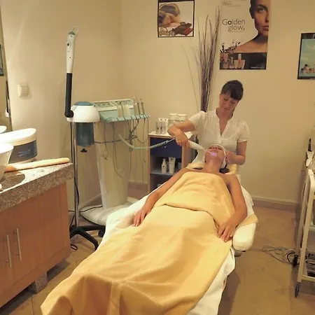 Здравен курорт Hvd Riviera Ultra & Mineral Pool - Private & Free Parking Златни пясъци