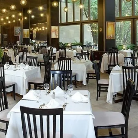 Hvd Riviera Ultra & Mineral Pool - Private & Free Parking Златни пясъци