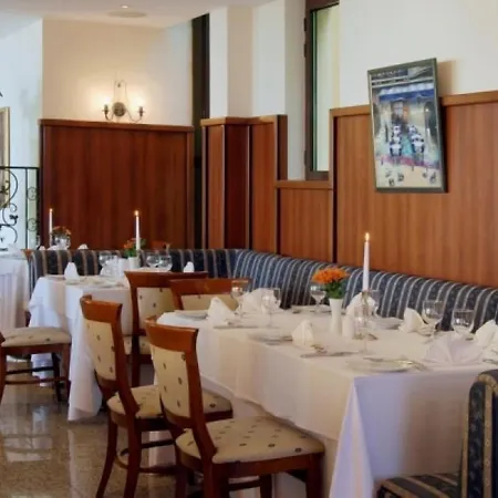 Здравен курорт Hvd Riviera Ultra & Mineral Pool - Private & Free Parking Златни пясъци