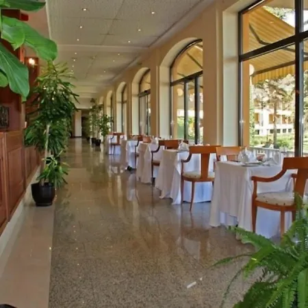 Здравен курорт Hvd Riviera Ultra & Mineral Pool - Private & Free Parking 5*