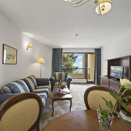 Здравен курорт Hvd Riviera Ultra & Mineral Pool - Private & Free Parking