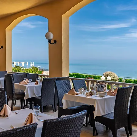 Hvd Riviera Ultra & Mineral Pool - Private & Free Parking 5* Златни пясъци