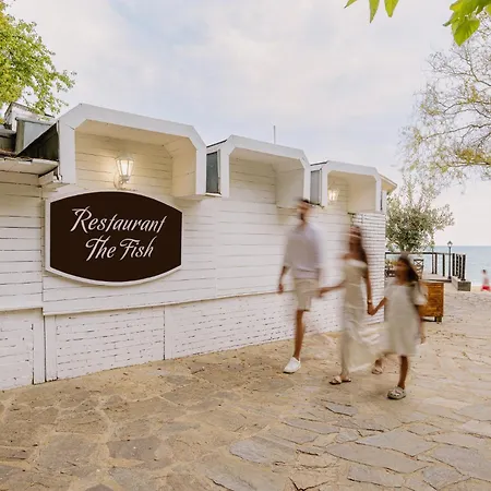 Hvd Riviera Ultra & Mineral Pool - Private & Free Parking Здравен курорт 5*