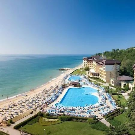 Hvd Riviera Ultra & Mineral Pool - Private & Free Parking Курортний комплекс Золоті Піски