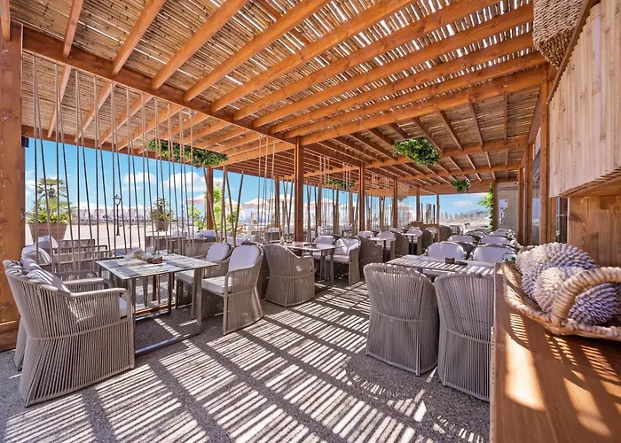 Hvd Riviera Ultra & Mineral Pool - Private & Free Parking Resort Goldstrand